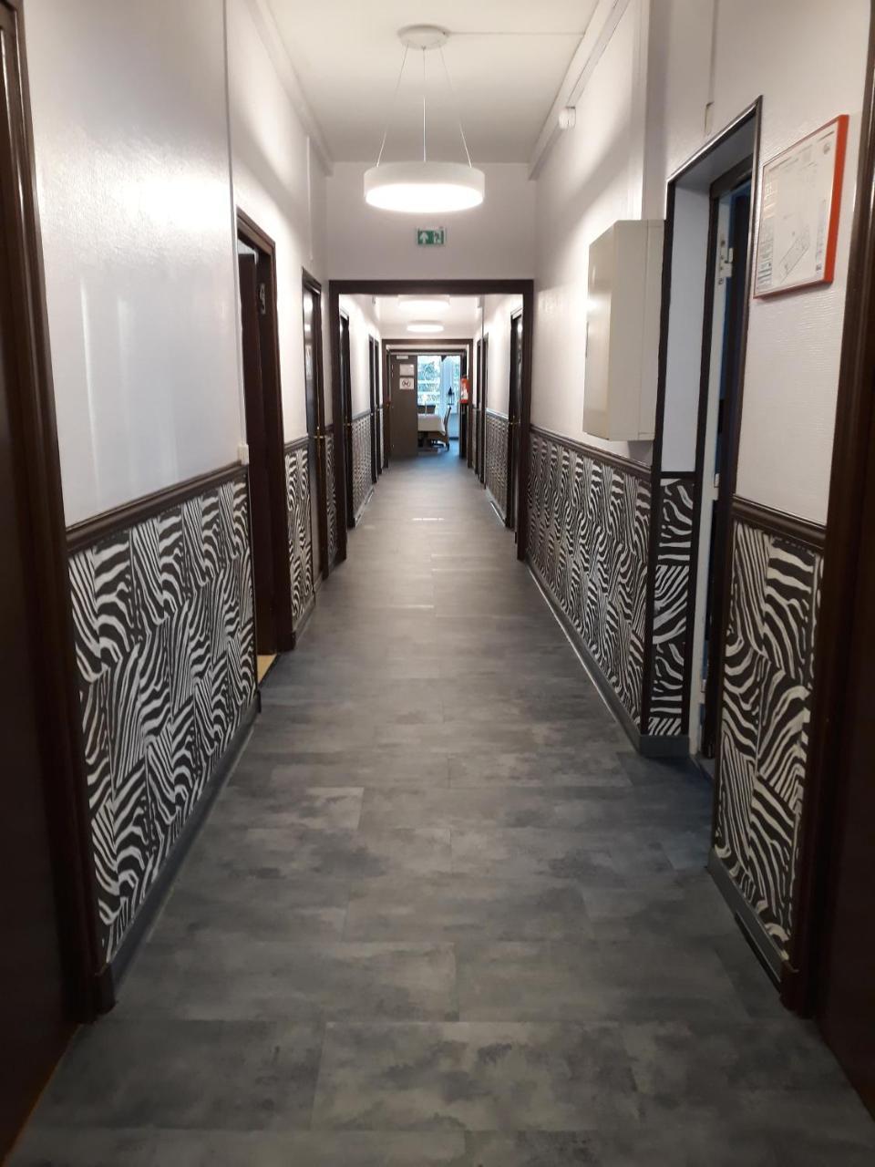 Hostellerie De La Quenoeuille Marquise Buitenkant foto